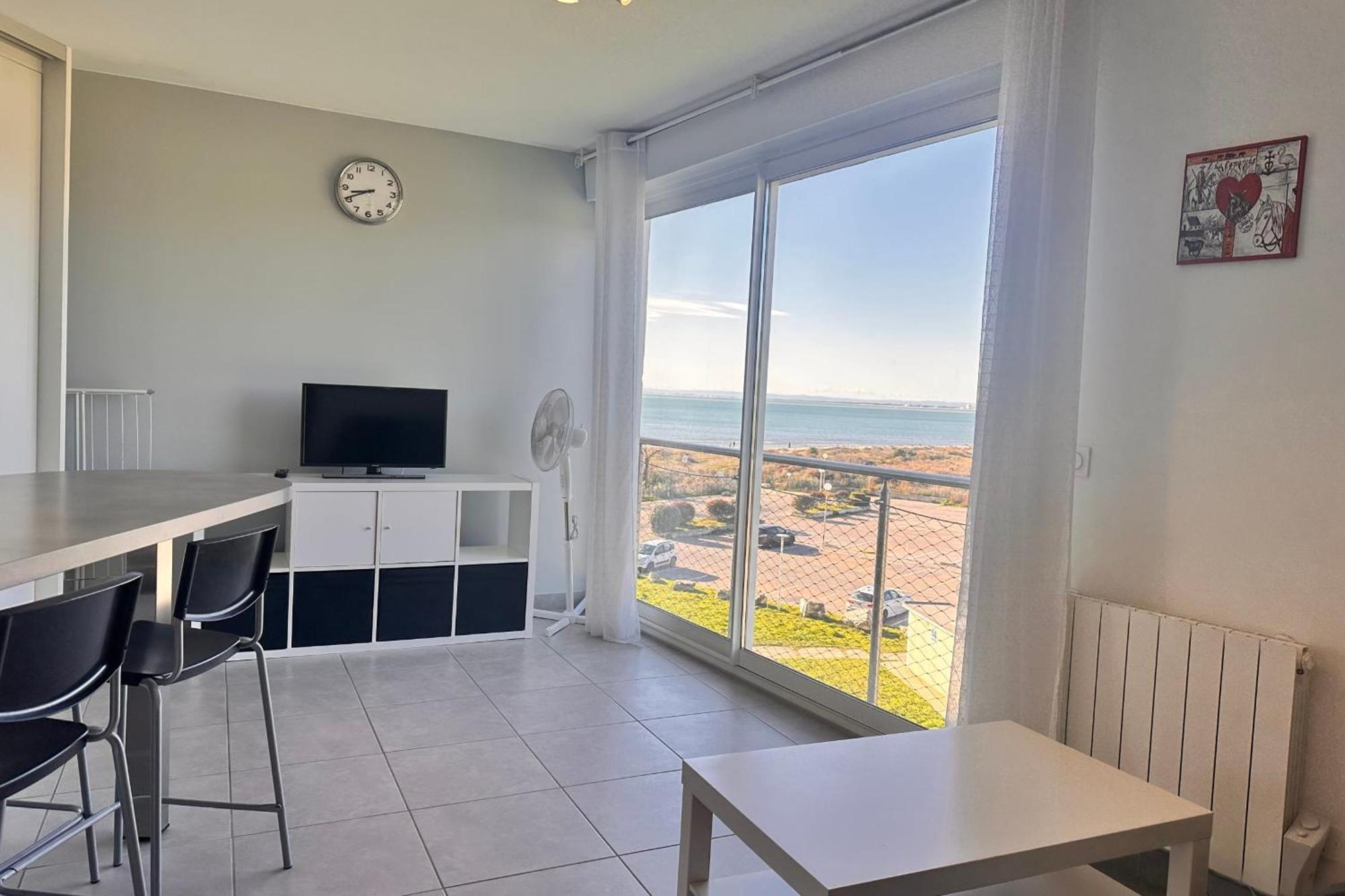 Les Pieds Dans Le Sable Appartement Vue Mer 1 Chambre 1 Cabine Le Grau-du-Roi Buitenkant foto